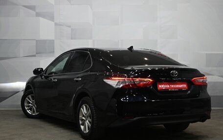 Toyota Camry, 2019 год, 2 870 000 рублей, 4 фотография