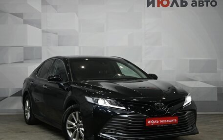 Toyota Camry, 2019 год, 2 870 000 рублей, 3 фотография