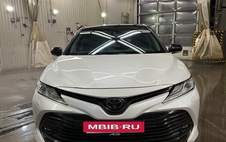 Toyota Camry, 2020 год, 3 200 000 рублей, 19 фотография