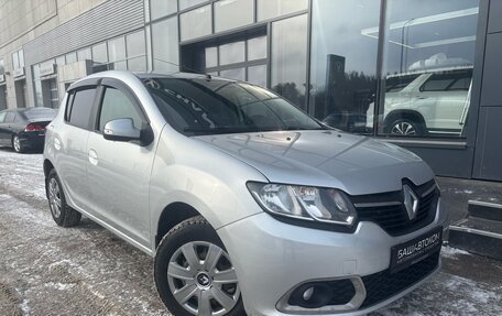 Renault Sandero II рестайлинг, 2015 год, 795 000 рублей, 3 фотография