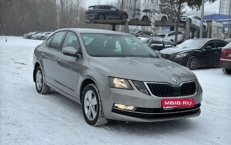 Skoda Octavia, 2019 год, 1 945 000 рублей, 3 фотография