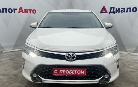 Toyota Camry, 2017 год, 2 360 000 рублей, 2 фотография