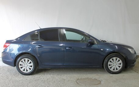 Chevrolet Cruze II, 2011 год, 600 000 рублей, 7 фотография