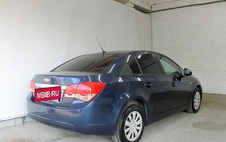 Chevrolet Cruze II, 2011 год, 600 000 рублей, 4 фотография