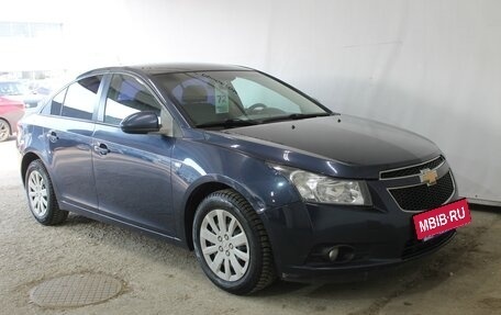 Chevrolet Cruze II, 2011 год, 600 000 рублей, 2 фотография