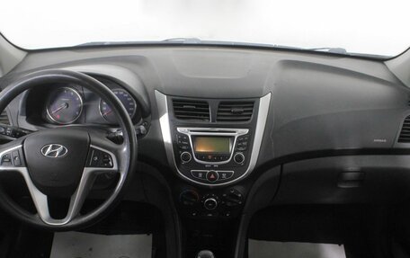 Hyundai Solaris II рестайлинг, 2013 год, 575 000 рублей, 11 фотография