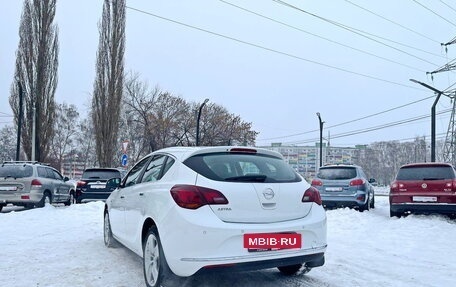 Opel Astra J, 2013 год, 880 000 рублей, 4 фотография