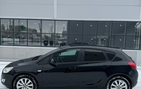 Opel Astra J, 2010 год, 779 000 рублей, 3 фотография