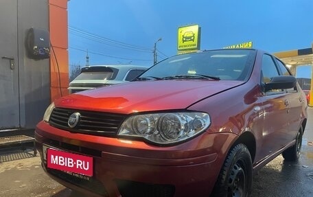 Fiat Albea I рестайлинг, 2006 год, 250 000 рублей, 1 фотография