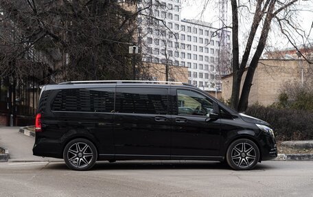 Mercedes-Benz V-Класс, 2023 год, 14 500 000 рублей, 3 фотография