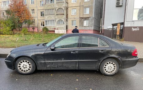 Mercedes-Benz E-Класс, 2002 год, 450 000 рублей, 6 фотография