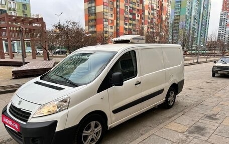 Peugeot Expert II, 2015 год, 1 300 000 рублей, 2 фотография