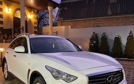 Infiniti FX II, 2013 год, 2 436 000 рублей, 7 фотография