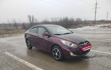 Hyundai Solaris II рестайлинг, 2011 год, 770 000 рублей, 8 фотография