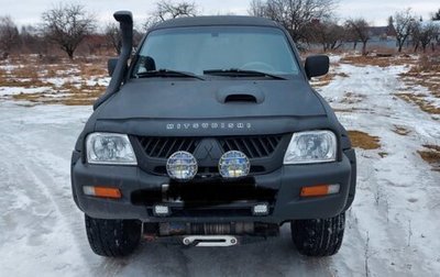 Mitsubishi L200 III рестайлинг, 2004 год, 950 000 рублей, 1 фотография