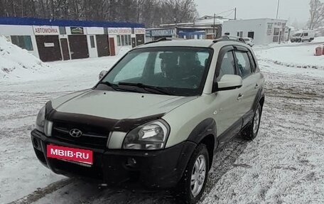 Hyundai Tucson III, 2006 год, 790 000 рублей, 1 фотография