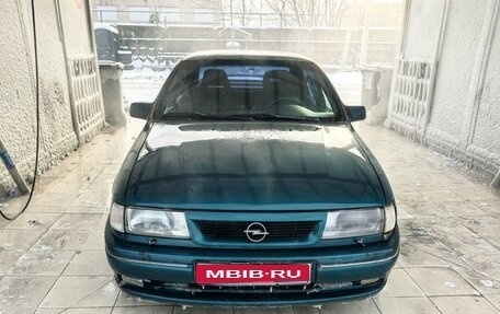 Opel Vectra A, 1994 год, 130 000 рублей, 1 фотография