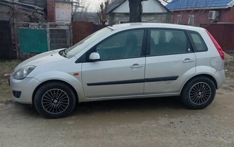 Ford Fiesta, 2008 год, 510 000 рублей, 2 фотография