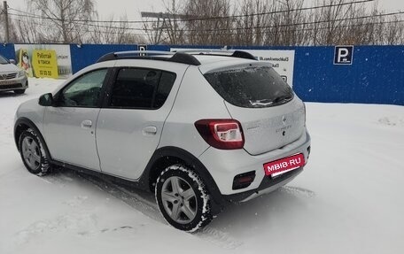 Renault Sandero II рестайлинг, 2015 год, 1 050 000 рублей, 4 фотография