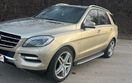 Mercedes-Benz M-Класс, 2012 год, 2 500 000 рублей, 1 фотография