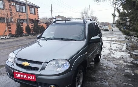 Chevrolet Niva I рестайлинг, 2012 год, 665 000 рублей, 4 фотография