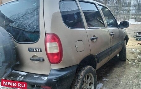 Chevrolet Niva I рестайлинг, 2004 год, 290 000 рублей, 8 фотография