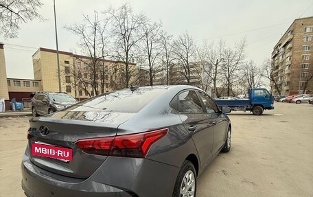 Hyundai Solaris II рестайлинг, 2021 год, 1 880 000 рублей, 9 фотография