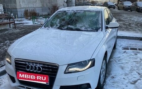 Audi A4, 2010 год, 990 000 рублей, 2 фотография