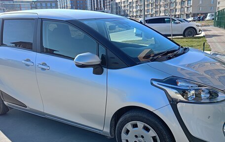 Toyota Sienta II, 2020 год, 1 799 000 рублей, 5 фотография