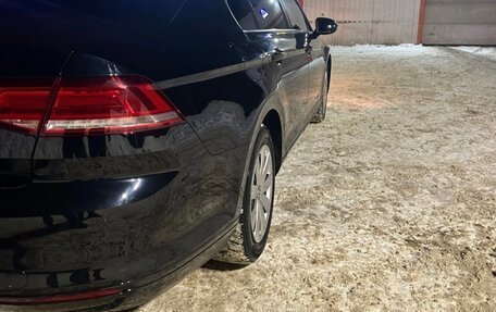 Volkswagen Passat B8 рестайлинг, 2018 год, 1 720 000 рублей, 37 фотография