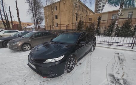 Toyota Camry, 2020 год, 3 102 000 рублей, 2 фотография