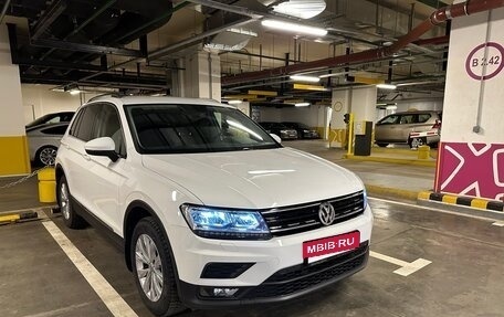 Volkswagen Tiguan II, 2017 год, 2 300 000 рублей, 3 фотография