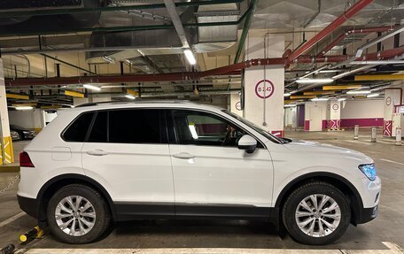 Volkswagen Tiguan II, 2017 год, 2 300 000 рублей, 17 фотография