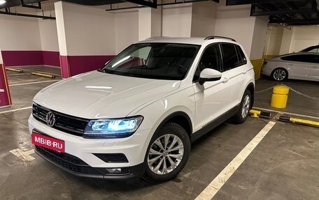 Volkswagen Tiguan II, 2017 год, 2 300 000 рублей, 19 фотография