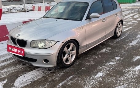 BMW 1 серия, 2005 год, 630 000 рублей, 16 фотография