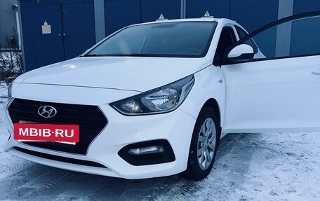 Hyundai Solaris II рестайлинг, 2017 год, 1 290 000 рублей, 3 фотография