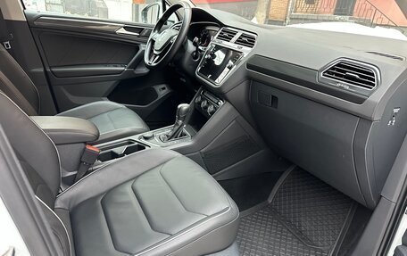 Volkswagen Tiguan II, 2018 год, 4 250 000 рублей, 23 фотография