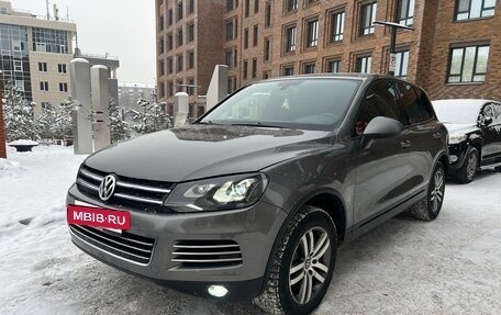 Volkswagen Touareg III, 2011 год, 1 950 000 рублей, 16 фотография