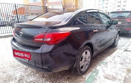 Opel Astra J, 2013 год, 800 000 рублей, 10 фотография