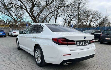 BMW 5 серия, 2021 год, 4 550 000 рублей, 8 фотография