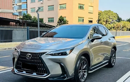 Lexus NX, 2022 год, 3 760 000 рублей, 2 фотография