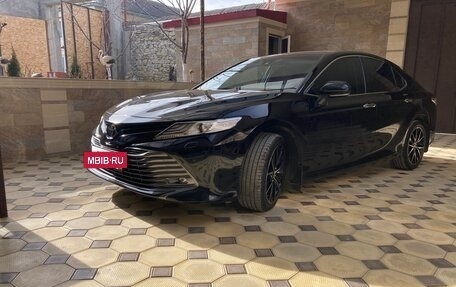 Toyota Camry, 2019 год, 2 940 000 рублей, 2 фотография