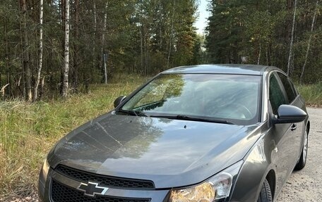 Chevrolet Cruze II, 2012 год, 750 000 рублей, 4 фотография