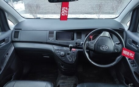 Toyota ISis I, 2014 год, 1 530 000 рублей, 4 фотография