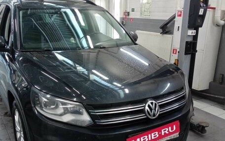 Volkswagen Tiguan I, 2016 год, 1 534 000 рублей, 2 фотография