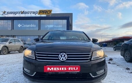 Volkswagen Passat B7, 2011 год, 850 000 рублей, 2 фотография