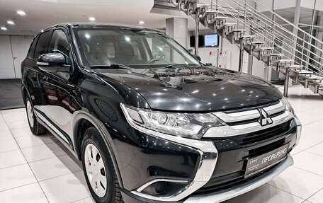 Mitsubishi Outlander III рестайлинг 3, 2015 год, 1 678 000 рублей, 3 фотография