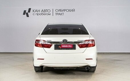 Toyota Camry, 2014 год, 1 879 000 рублей, 11 фотография