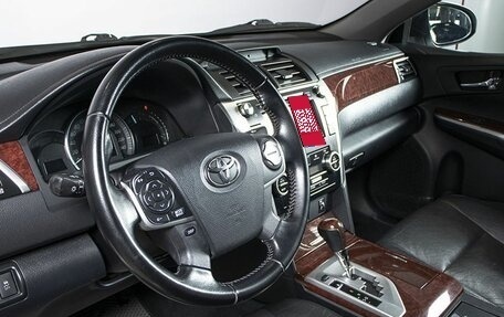 Toyota Camry, 2014 год, 1 879 000 рублей, 5 фотография