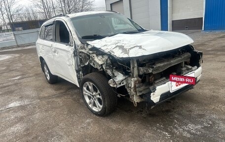 Mitsubishi Outlander III рестайлинг 3, 2012 год, 430 000 рублей, 9 фотография